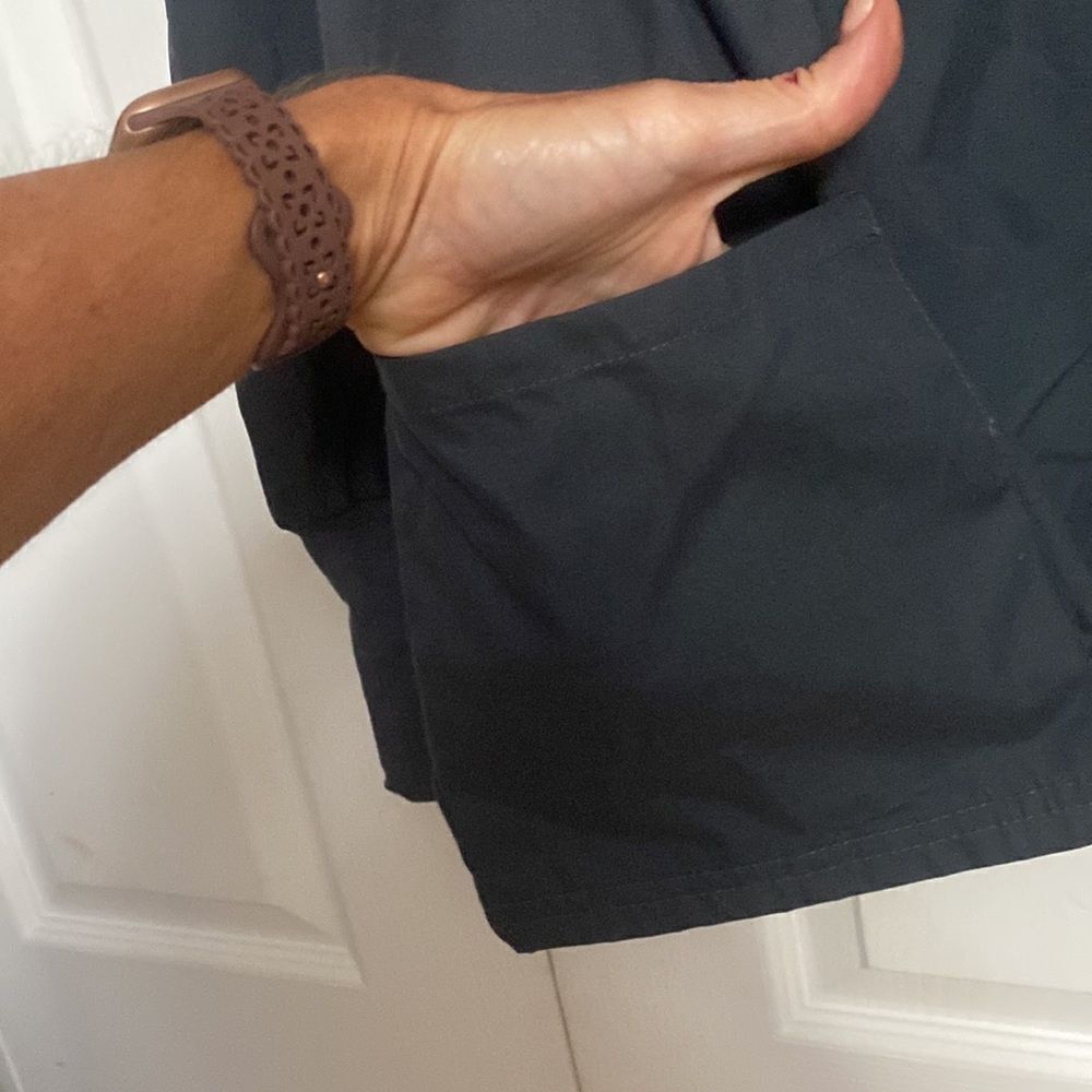 Butter Soft Scrub Coat - Picture 5 of 6